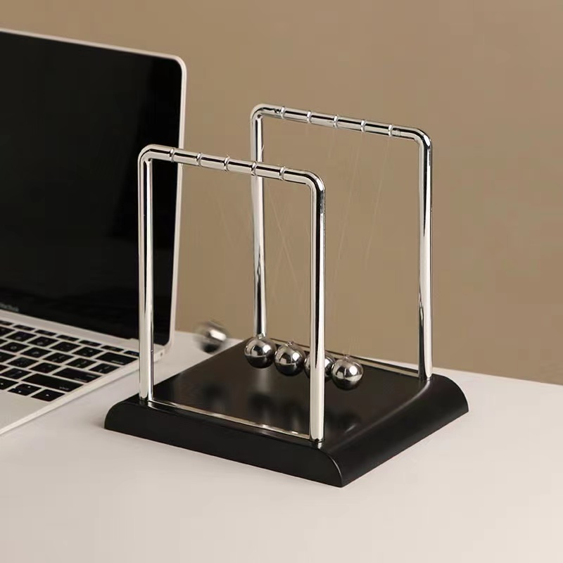 Newton Pendulum Balance Balls: - Newton Cradle Large 评论和价格